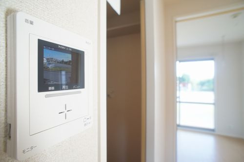 パストラルヒルズAのセキュリティ|TV付きインターホンで安心してご対応いただけます