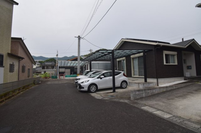 【前面道路含む現地写真】 | 下福元町　平屋戸建て