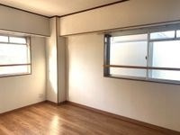 晴真マンションの寝室