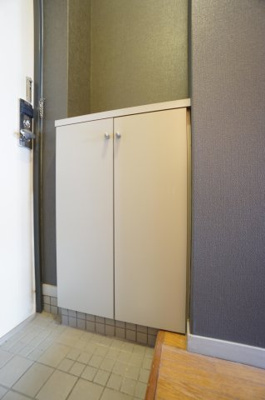 【玄関】 | セ・レーブル平和 | 別号室の写真になります。現況優先。