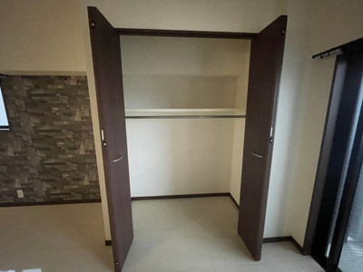 【収納】 | ウインステージ箱崎 | 別号室の写真になります。現況優先。