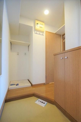 【玄関】 | シャトー’01 | 別号室の写真になります。現況優先。