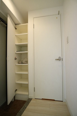 【玄関】 | コロニーコアマンション野間 | 別号室の写真になります。現況優先。