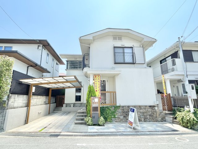 枚方市池之宮2丁目　中古一戸建て