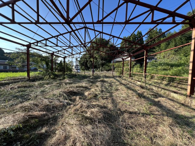 津山市里公文　業務用地　223坪の外観