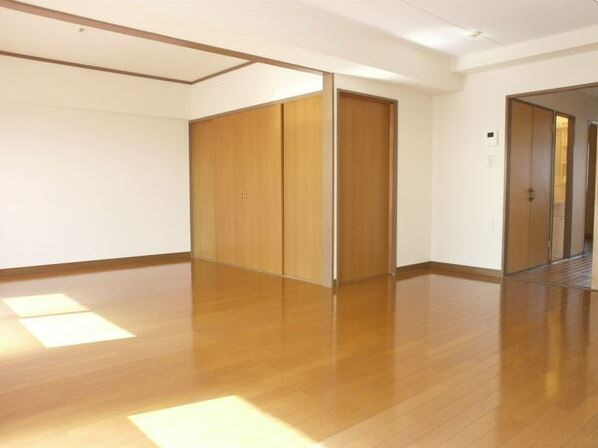 ヒルハイツ桃山の収納