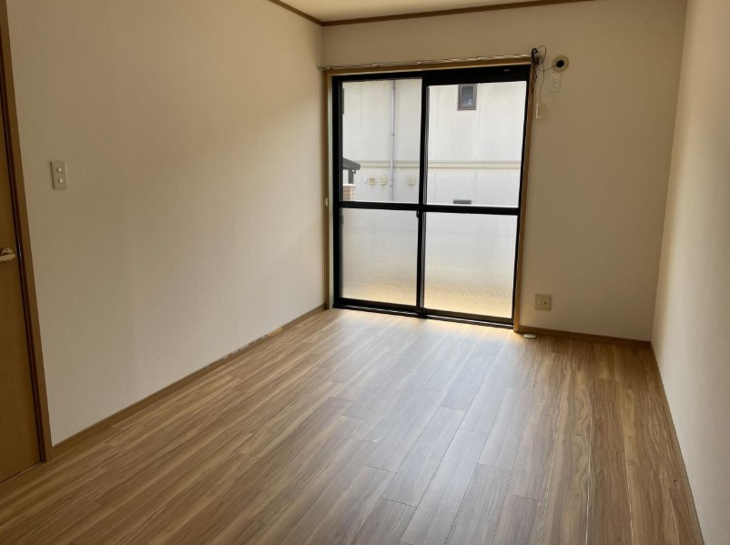 竜王テラスハウスの居間・リビング