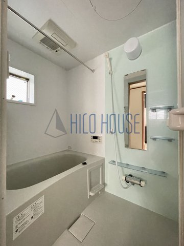 ジェレミ・スクウェアⅡの浴室