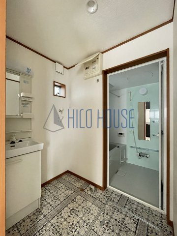 ジェレミ・スクウェアⅡの洗面所