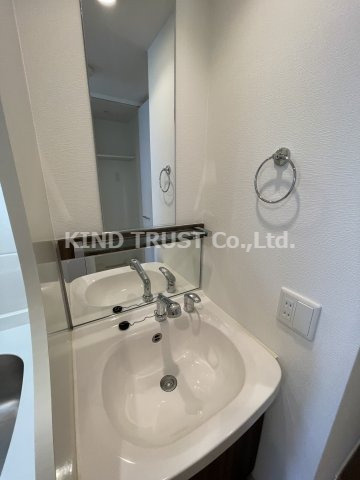 プレサンス天神橋ディオレの洗面所|洗面所です