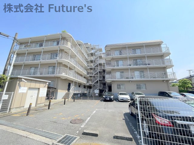 三郷アーバンハイツの外観|つくばエクスプレス「三郷中央」駅バス4分「新和仲橋」停歩1分の7階建マンション