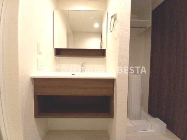 アンベリールの独立洗面台