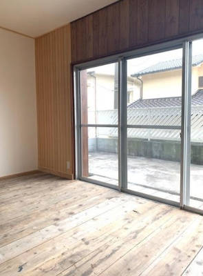 【居間・リビング】 | 神戸市垂水区塩屋台２丁目　中古戸建　収益