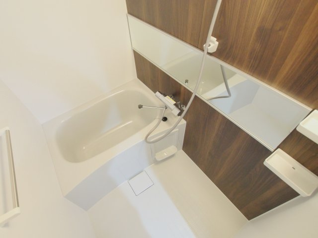 フォレスト青崎の浴室