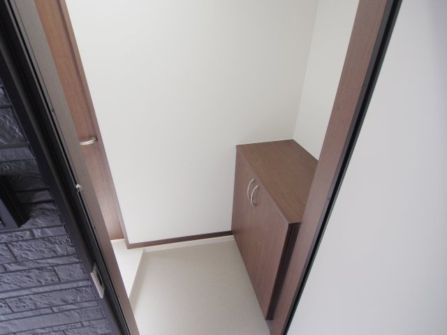 フォレスト青崎の玄関