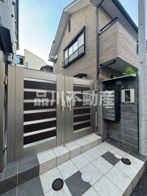 【エントランス】 | エルスタンザ品川二葉 | 清潔なエントランスです