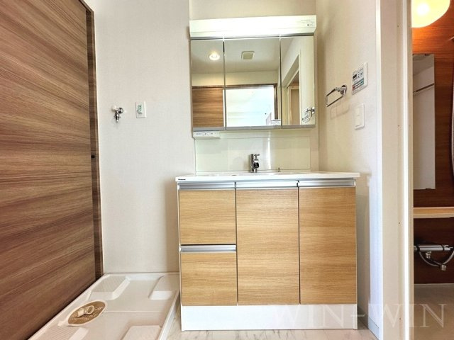 アン・ソレイユの独立洗面台