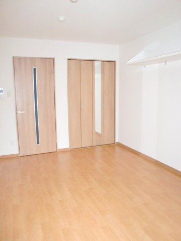 メゾン・エイムの居間・リビング