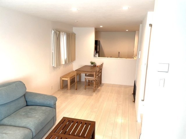 綱島西2丁目　中古戸建の居間・リビング