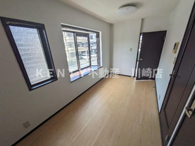 【居間・リビング】 | ブルーウェイブ | リビングです