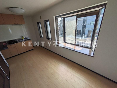 【居間・リビング】 | ブルーウェイブ | おしゃれな居間です