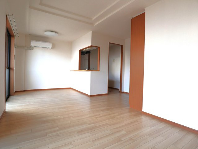 エーデルハイムの居間・リビング