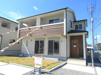 【外観】 | ブルーミングガーデン南アルプス市鏡中條　1号棟 | 物件の外観です