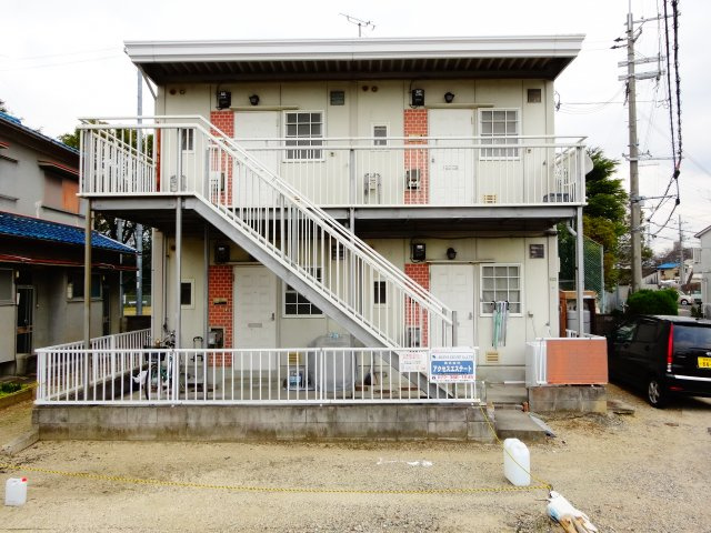 杉本ハイツの外観