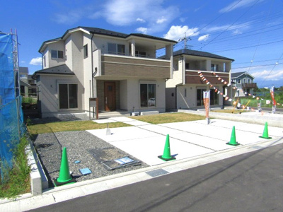 【駐車場】 | ブルーミングガーデン南アルプス市鏡中條　2号棟 | 駐車場です