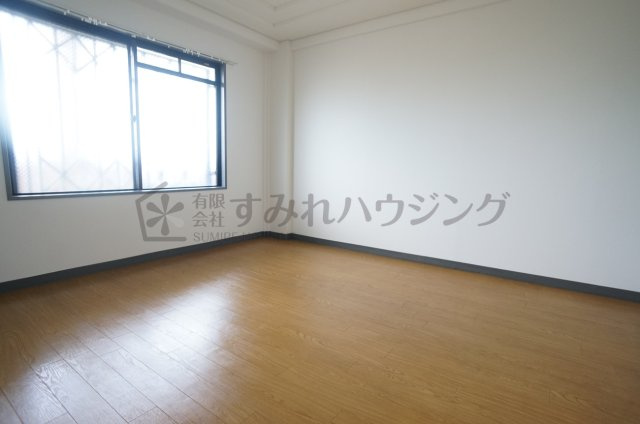 サンコート宝塚の寝室