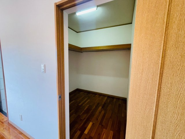 うるま市兼箇段　Kタウン　A号棟の収納