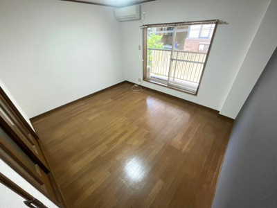 【洋室】 | ロイヤルコート天美東