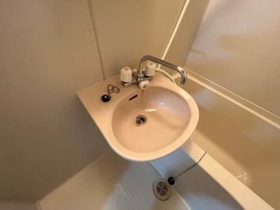 【洗面所】 | ロイヤルコート天美東