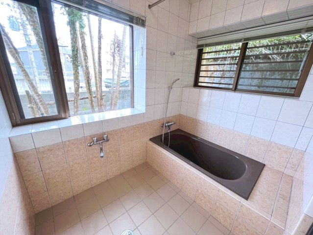 うるま市兼箇段　Kタウン　B号棟の浴室