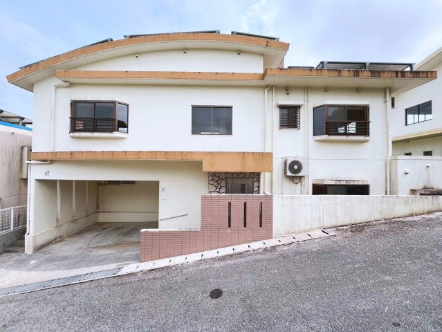 うるま市兼箇段　Kタウン　B号棟