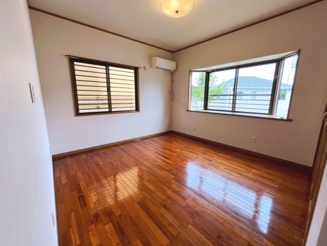 うるま市兼箇段　Kタウン　B号棟の洋室|8帖