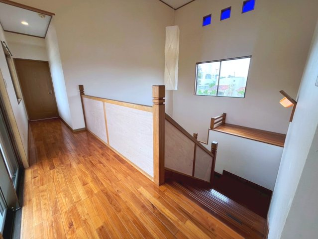 うるま市兼箇段　Kタウン　B号棟の内装|2階廊下