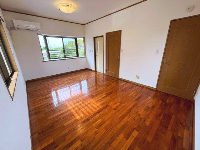 うるま市兼箇段　Kタウン　B号棟の洋室|11帖