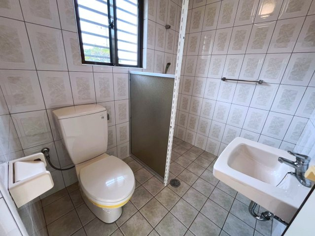 うるま市兼箇段　Kタウン　B号棟のトイレ|寝室内トイレ