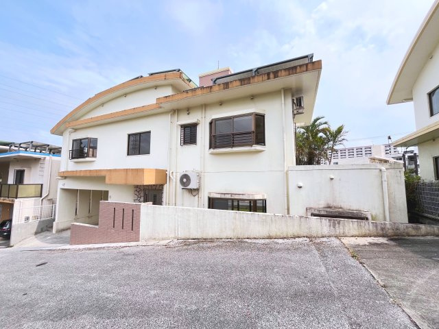 うるま市兼箇段　Kタウン　B号棟の外観