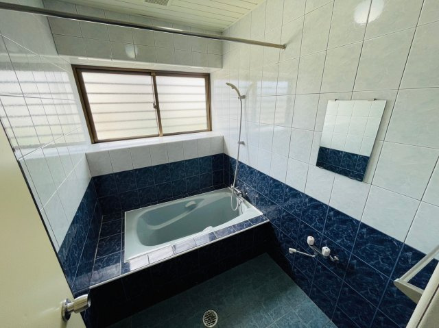 うるま市兼箇段　Kタウン　C号棟の浴室