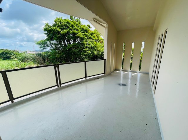 うるま市兼箇段　Kタウン　C号棟のバルコニー