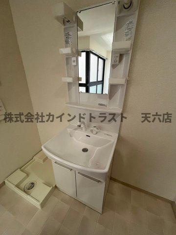 ラインハイツ瀬戸の洗面所|忙しい朝には欠かせない洗面所です