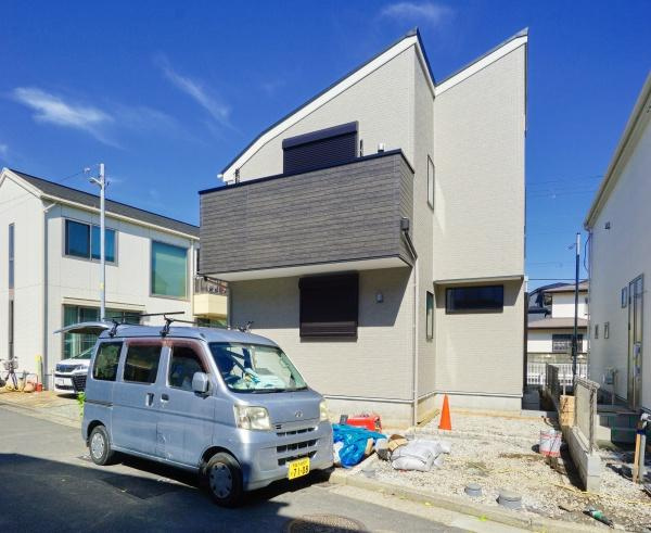 横浜市泉区中田西３丁目の新築一戸建の前面道路含む現地写真|現在建築中ですが、住環境を現地にてご確認下さい！
周辺環境も合わせてご案内させて頂きます！