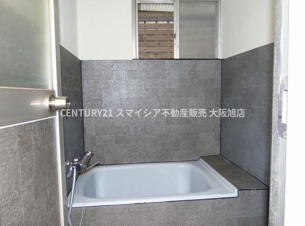 【浴室】 | 羽曳野市はびきの5丁目　収益中古戸建