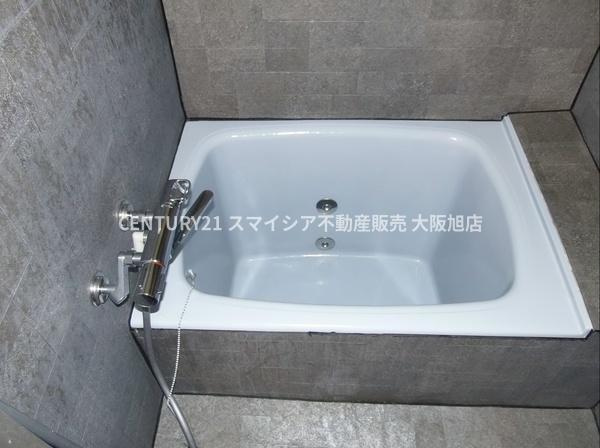 【浴室】 | 羽曳野市はびきの5丁目　収益中古戸建