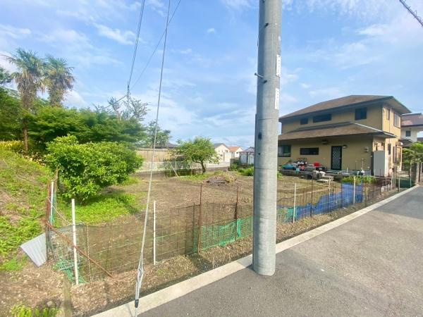 和歌山市栄谷　土地の前面道路含む現地写真