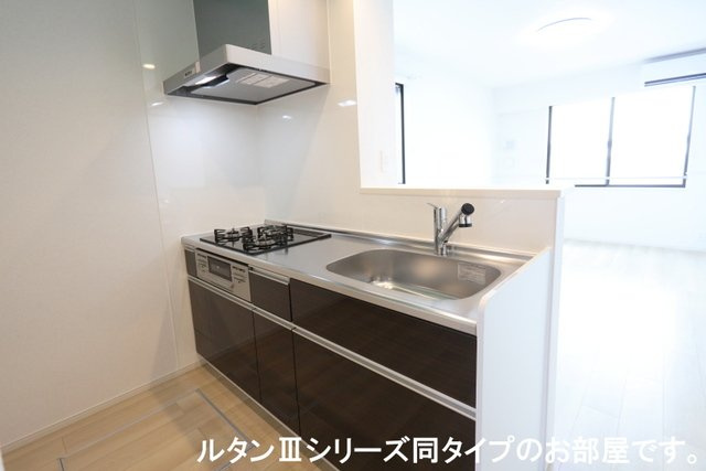 ピノ・フルールのキッチン|キッチンでお料理をお楽しみください