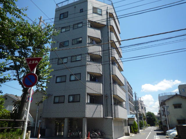 カレラⅠの外観