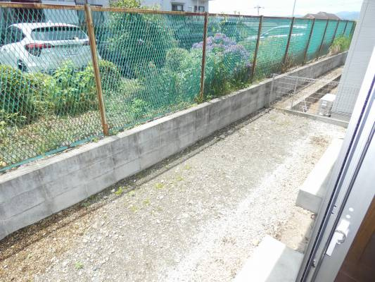 【庭】 | 専用庭付です